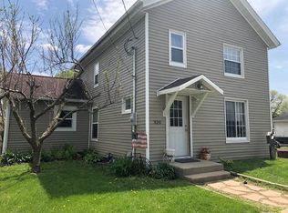 320 N Arch St, Tiskilwa, IL 61368