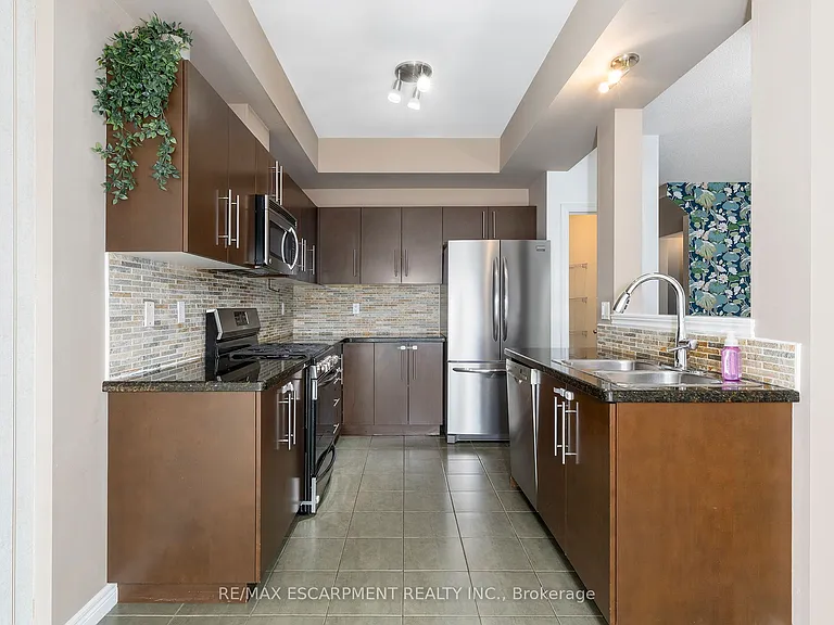84 Myers Ln — Photo 7
