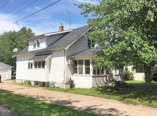 112 Meyer St, Marion, WI 54950