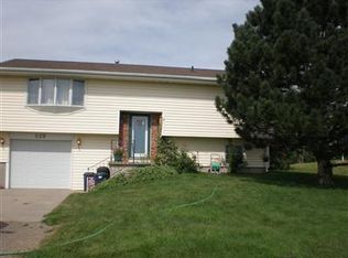 539 N Shimerda St, Wilber, NE 68465