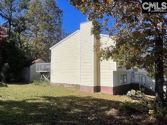 3rd image of 121 Foxglove Cir