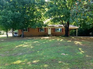 250 Frances Dr, Killen, AL 35645