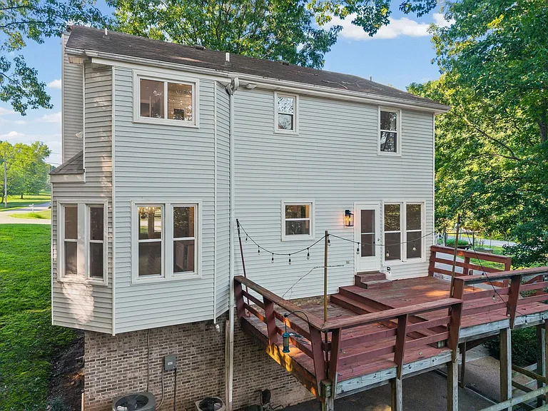 2861 Brothers Rd — Photo 43