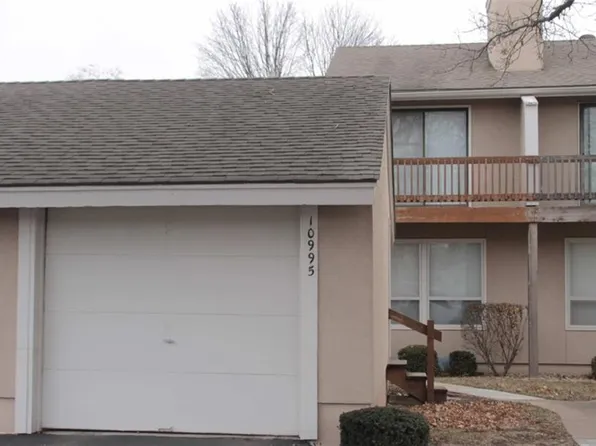 10995 Rosehill Rd, Overland Park, KS 66210