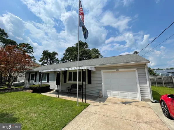 231 Cherokee Dr, Browns Mills, NJ 08015