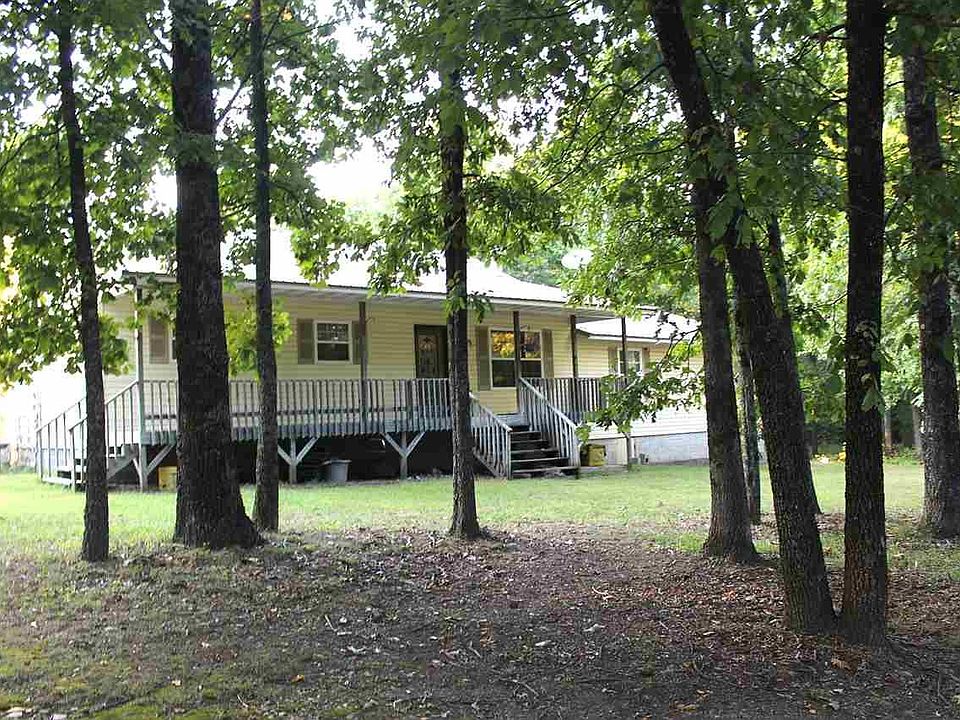 1st image of 82 Emerald Ln