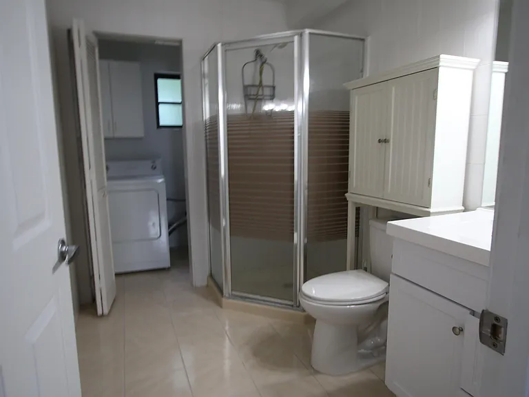 324 W Pine St #13 — Photo 4