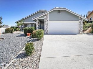 13325 Tamarisk Rd, Victorville, CA 92395