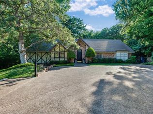 2525 Wooded Acres Dr, Waco, TX 76710