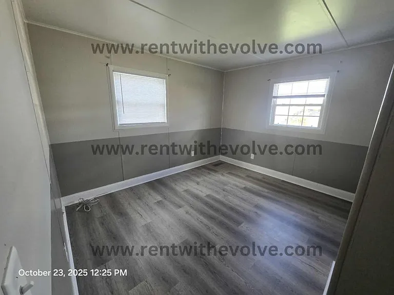 610 E Dunn Ave — Photo 5