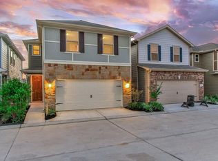 1847 Commons Glen Dr, Houston, TX 77080