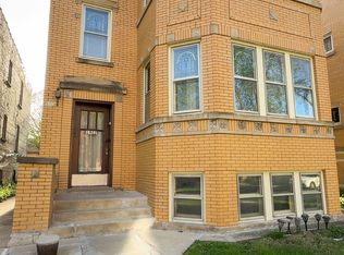 1922 Grove Ave #1, Berwyn, IL 60402