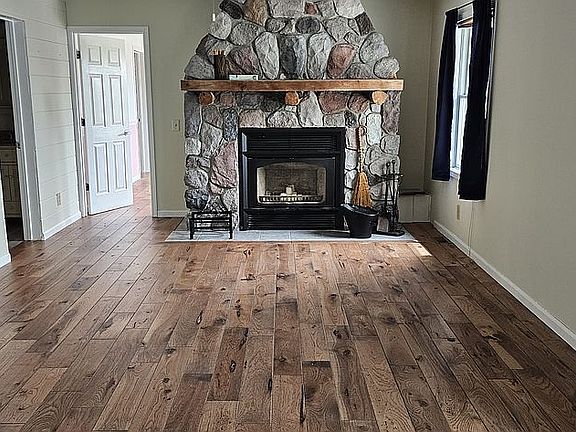 4th image of 8651 Moreland Rd