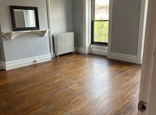 42 3rd St #3, Troy, NY 12180