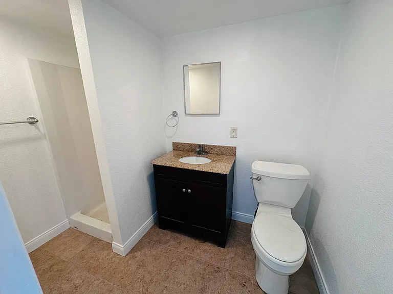 937 Euclid Ave — Photo 16