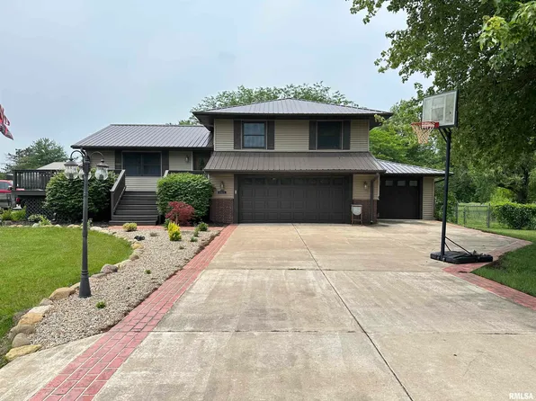 217 Falcon Dr, Green Valley, IL 61534