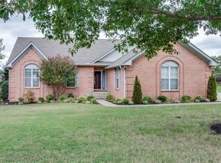 208 Maple Hill Rd, Lebanon, TN 37087