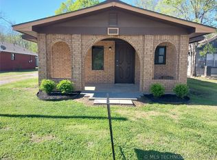 300 W Rollins St #1/2, Catoosa, OK 74015