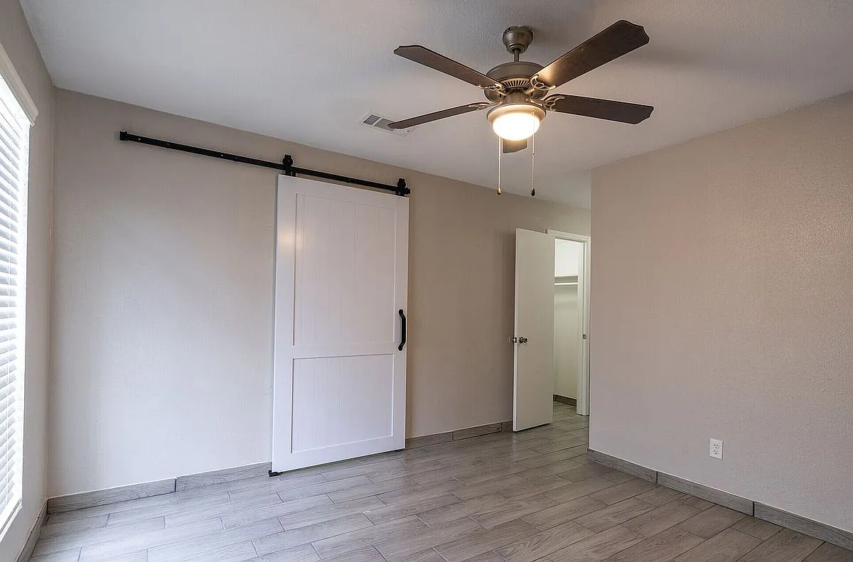 The Monaco Villas Apartments — Photo 1