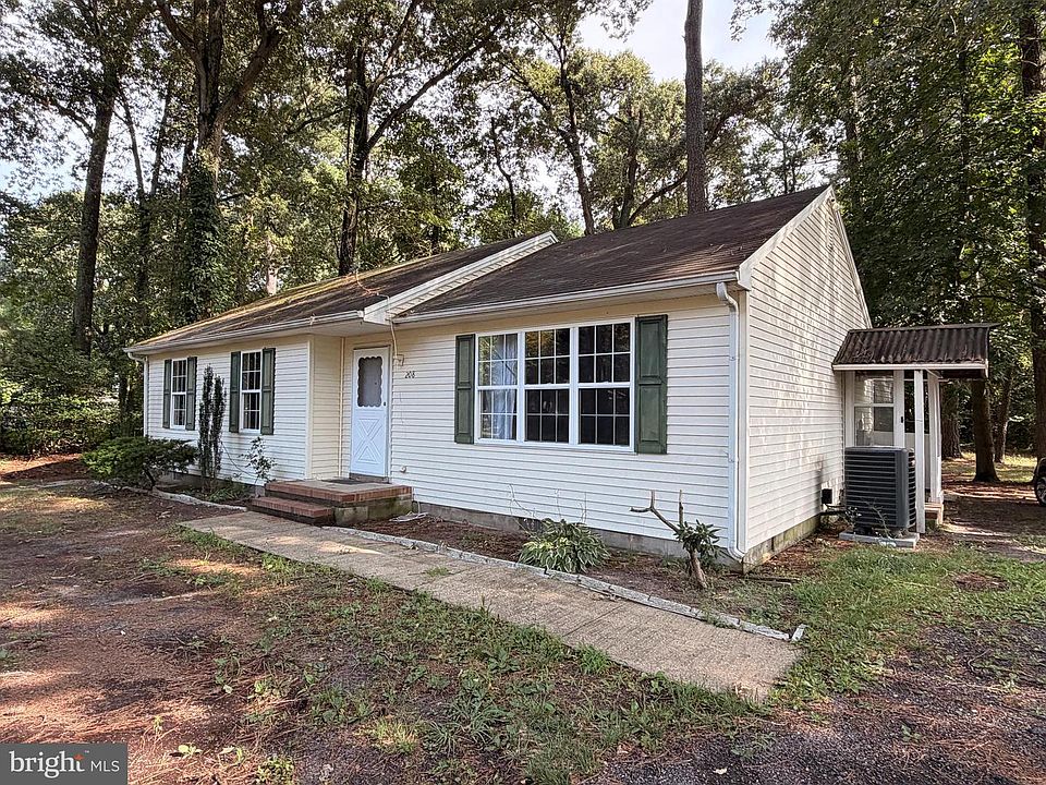 2nd image of 208 Harford Rd