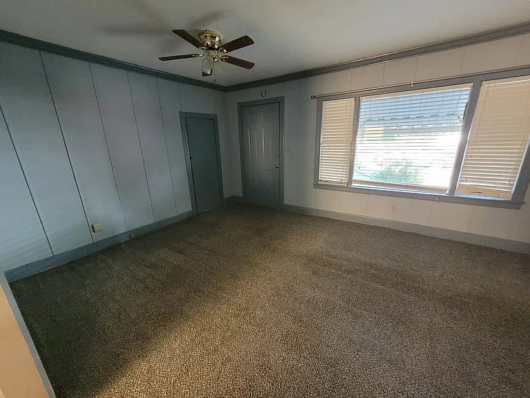 4355 Martin Ln — Photo 7