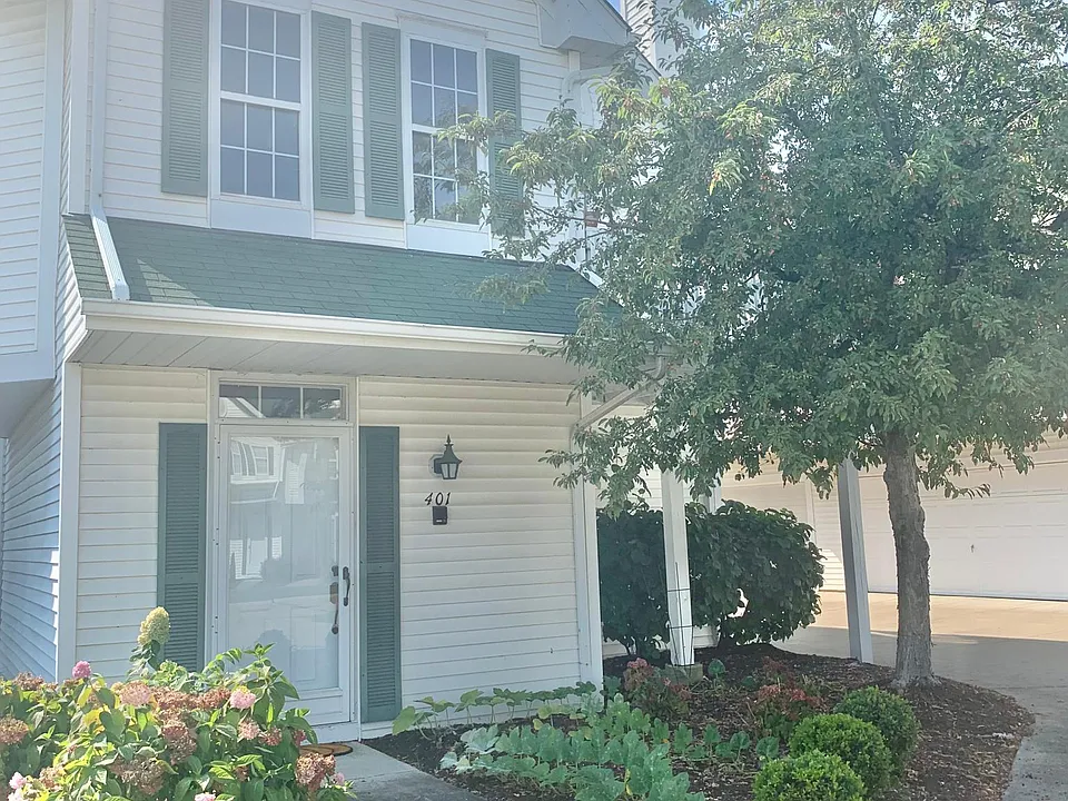 401 Vista Cir #401