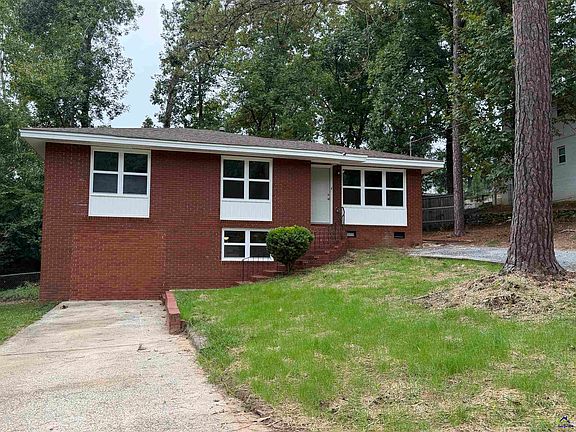2nd image of 105 Woodsdale Dr