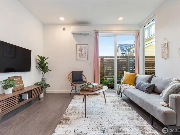 1112 13th Avenue #E, Seattle, WA 98122