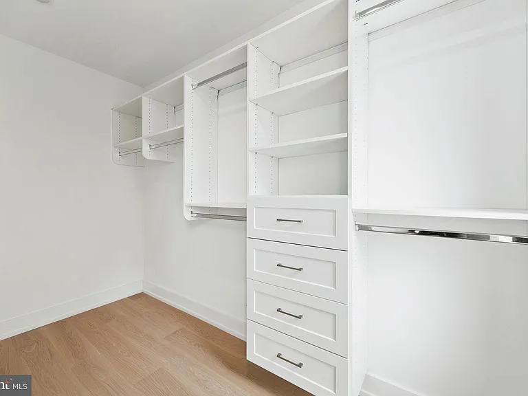 706 Latona St #J — Photo 20
