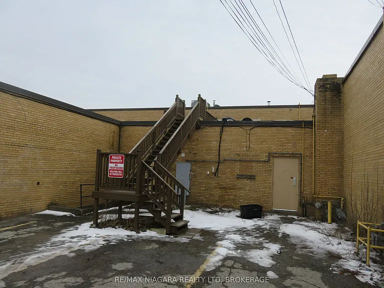 58 Jarvis St #204 — Photo 9