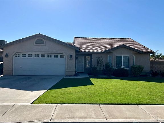 2nd image of 1501 Olive Ct