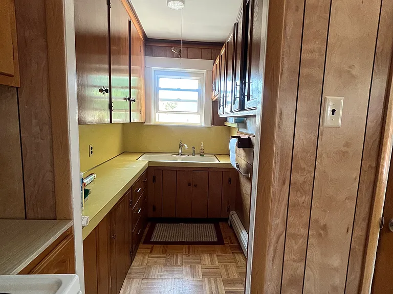 156 Narragansett St #2 — Photo 13