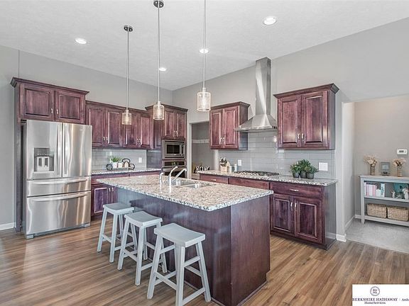 4th image of 21337 Cobblestone Cir