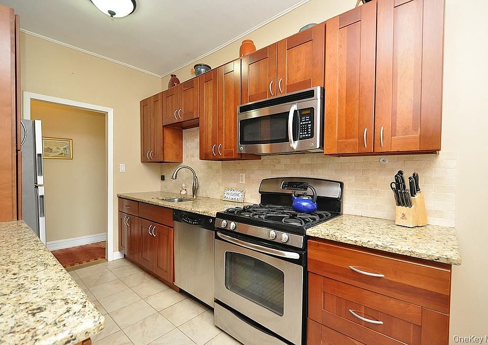 1st image of 143 Garth Road #5J