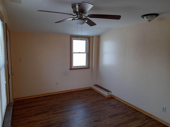 2nd image of 3128 N Oketo Ave #2