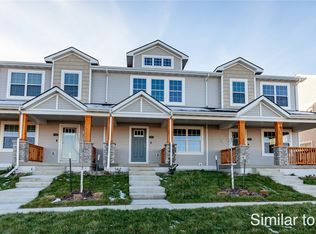 1309 S 91st St, West Des Moines, IA 50266
