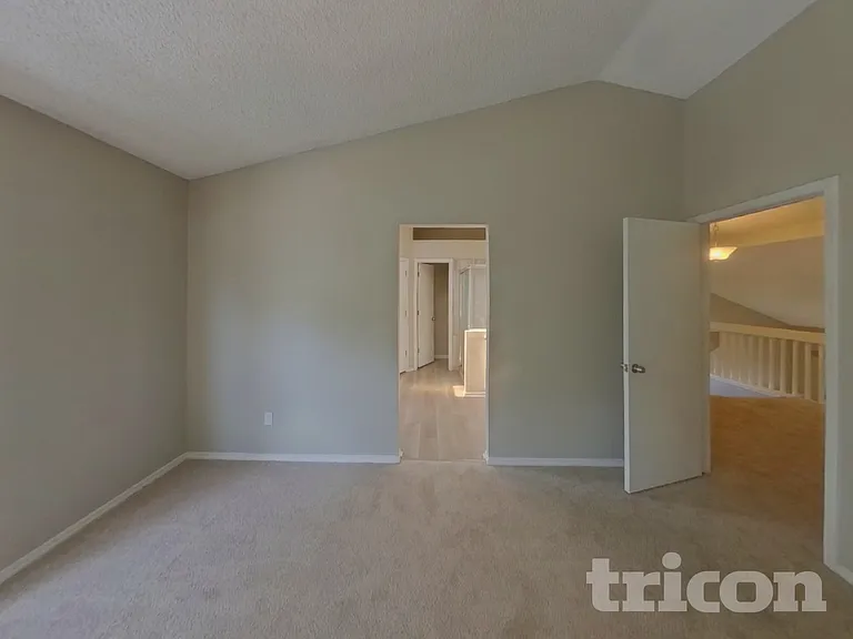 6455 Montarbor Dr — Photo 8