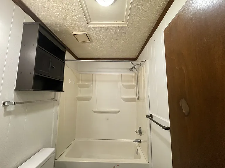 117 Oak Hill Dr #B — Photo 4