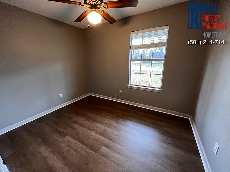 36 Parkview Dr — Photo 9