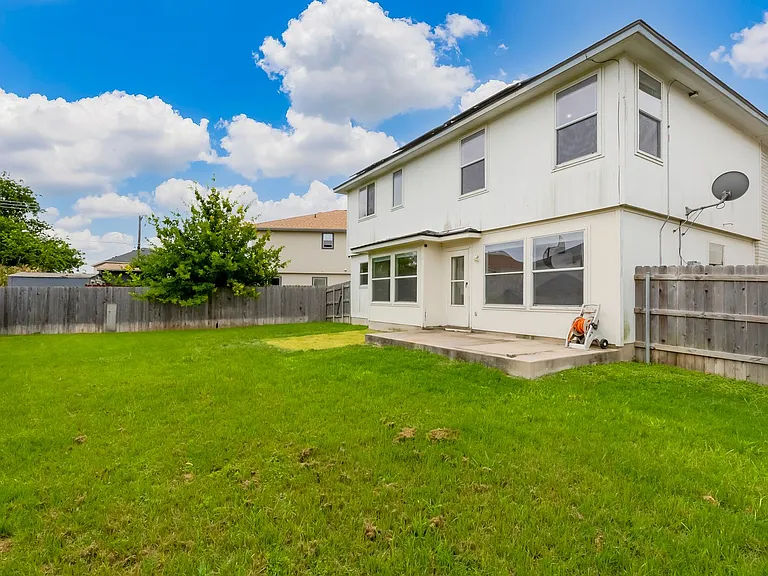 4411 Causeway Ct — Photo 30