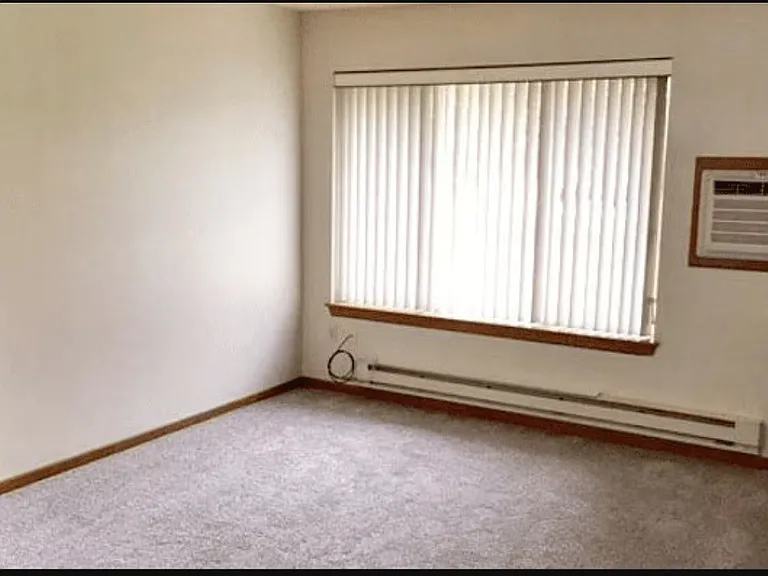 745 Streeter Dr #745 — Photo 7
