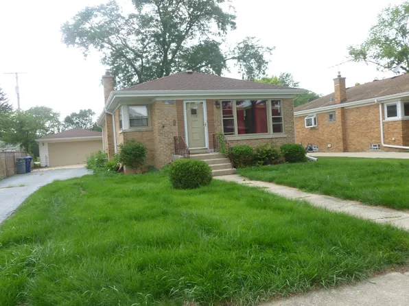 1112 Homestead Rd, La Grange Park, IL 60526
