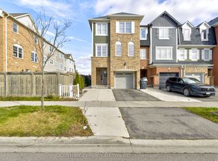 39 Vanhorne Close, Brampton, ON L7A 0X8