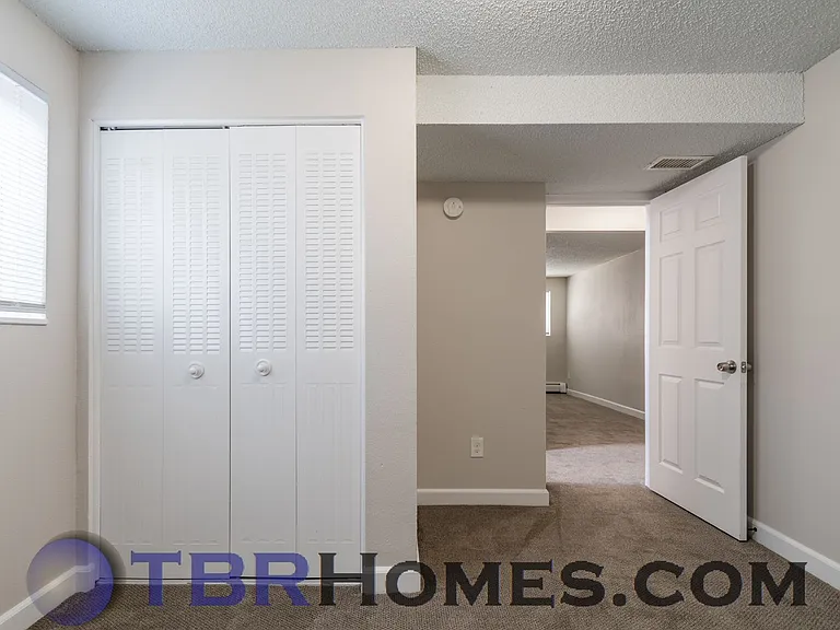 8656 W 62nd Pl — Photo 13