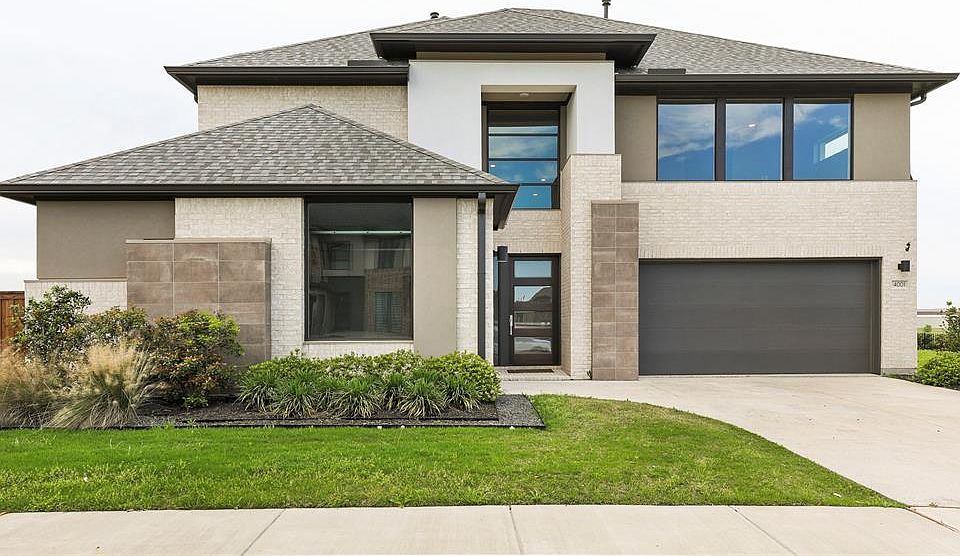 1st image of 4001 Woodbine Ln