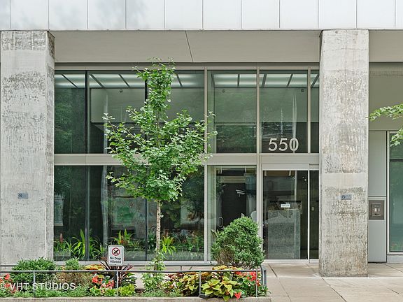 2nd image of 550 N Saint Clair St #P-96