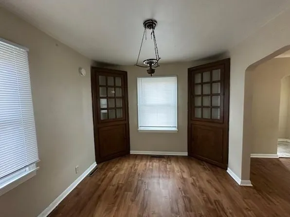 607 10th Ave SW, Austin, MN 55912