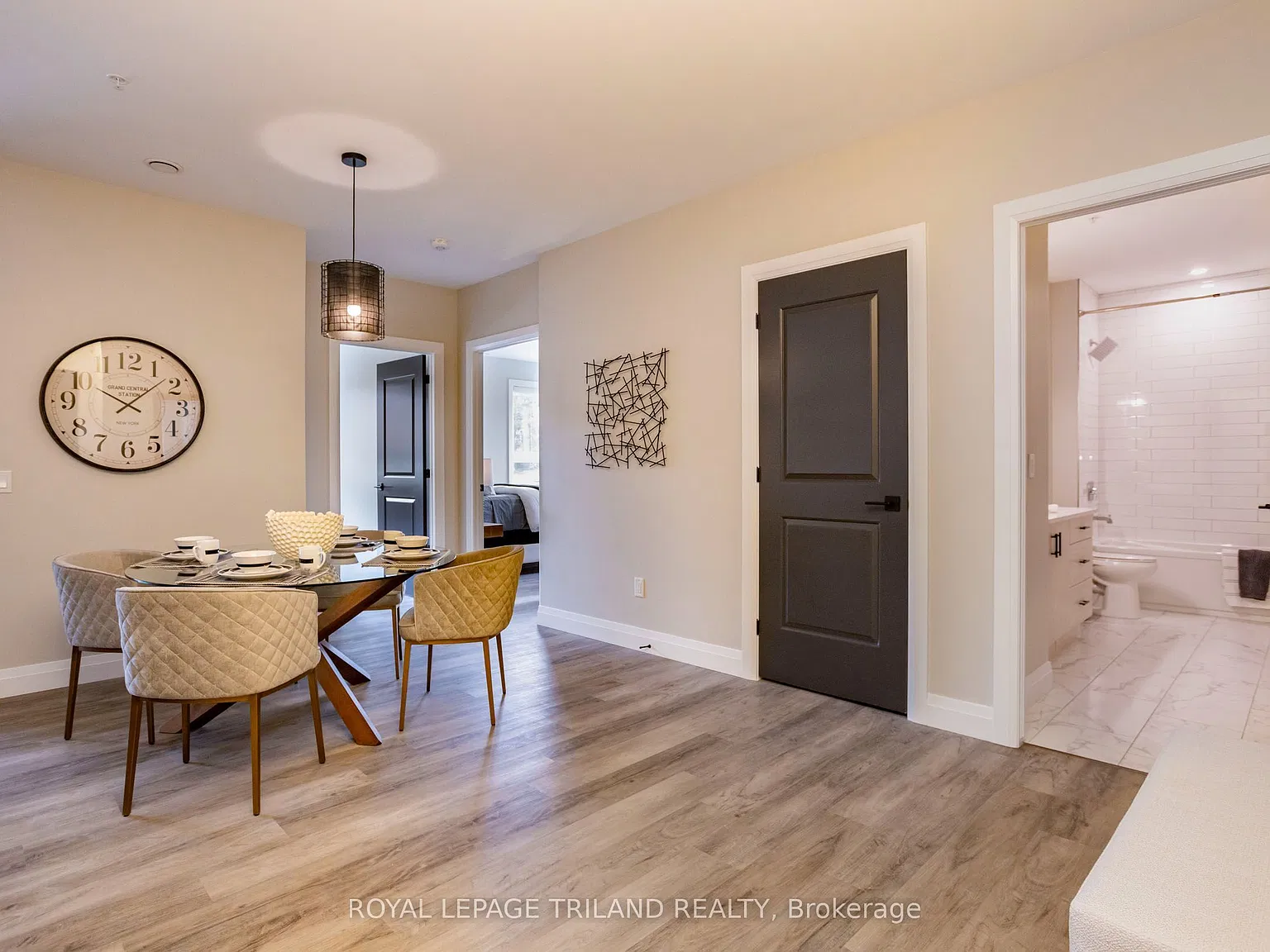 2 bed, $2,045 — Photo 2