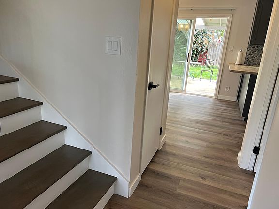 5th image of 4968 Hillridge Way