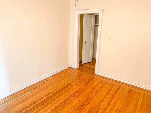 4th image of 647 W 169th St #3C